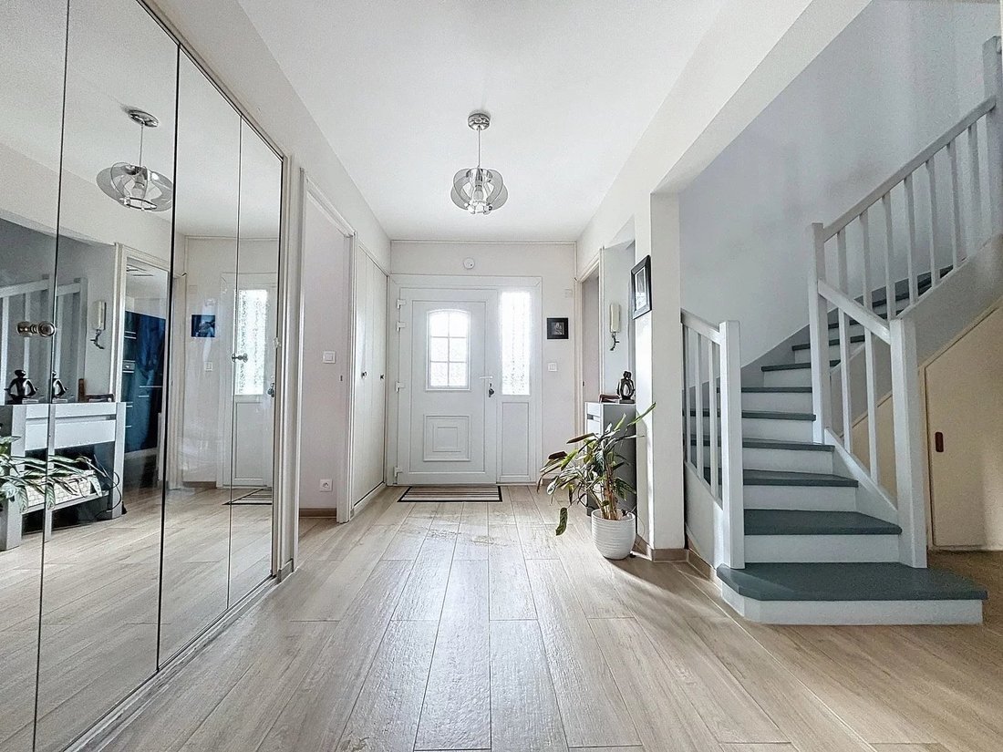 House in Les Orchidees, Limeil-Brevannes, France 3 - 15106478