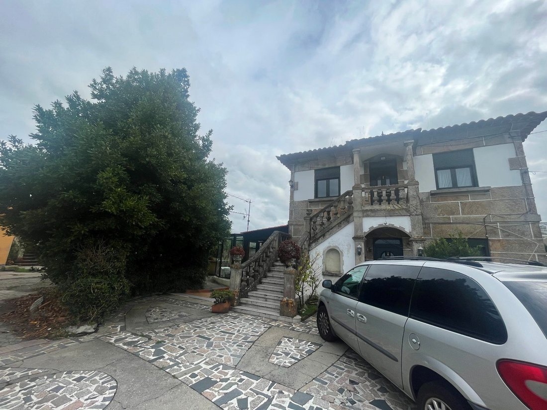 Villa in Lavadores, Vigo, Spain 1 - 15101428