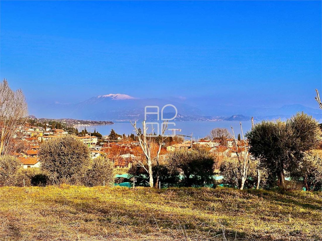 Land in Padenghe sul Garda, Lombardy, Italy 1 - 15106891