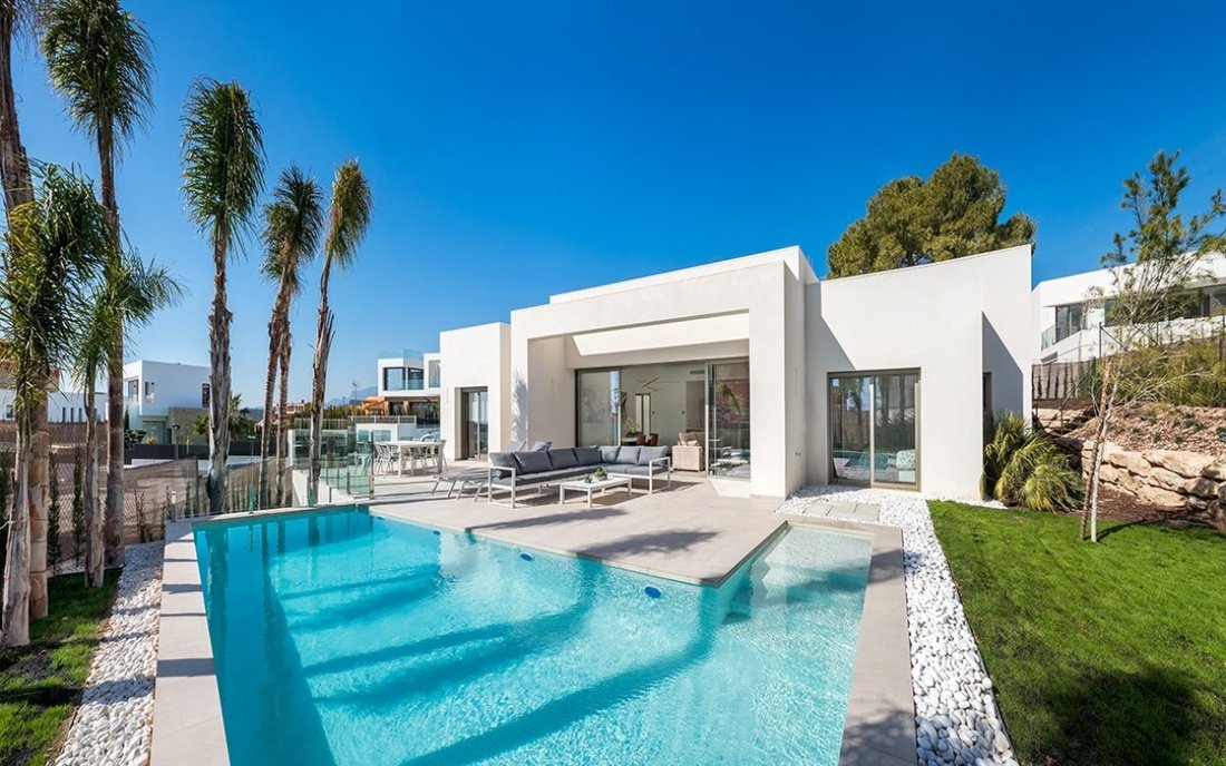 Villa in Finestrat, Valencian Community, Spain 1 - 12415166