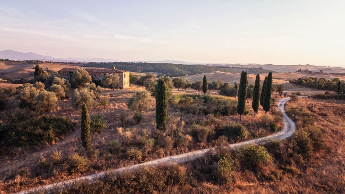 Country House in Asciano, Tuscany, Italy 1 - 15098682