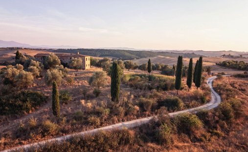 Country House in Asciano, Tuscany, Italy 1