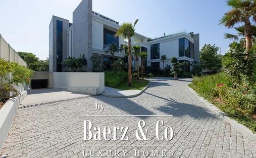 Villa in Dubai, Dubai, United Arab Emirates 1