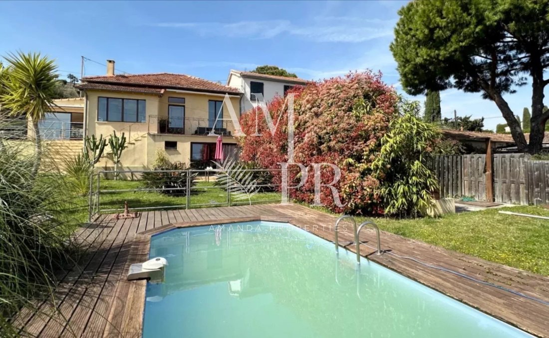 Estate in Les Paluds-Lauvert, Vallauris, France 1 - 14903096