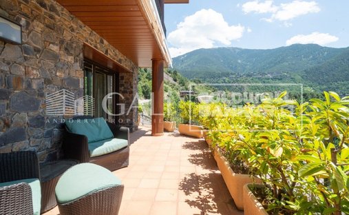 Villa in Escaldes-Engordany, Escaldes-Engordany, Andorra 1
