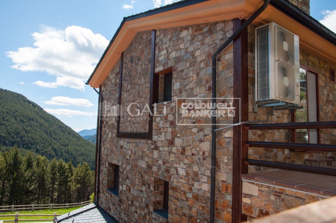 Villa in Canillo, Canillo, Andorra 1 - 15107637