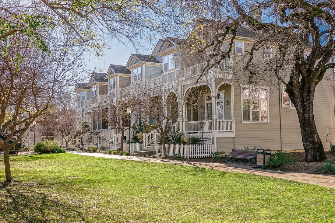 Charming Atherton Ranch Townhouse In Novato, California, United States ...