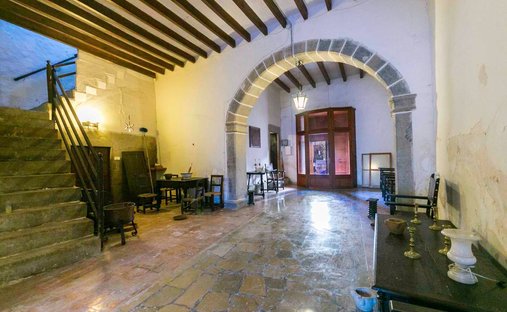 House in Binissalem, Balearic Islands, Spain 1