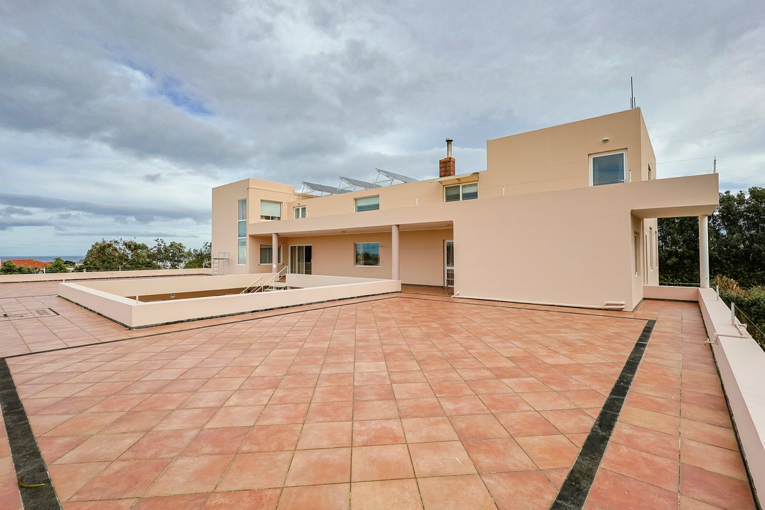 House in Calhetas, Azores, Portugal 2 - 15113207