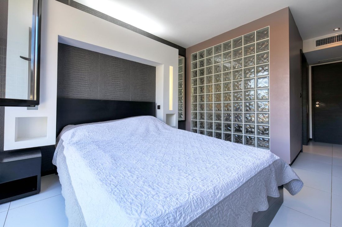 Villa in Le Dramont-Agay-Anthéor-Le Trayas, Saint-Raphaël, France 5 - 14985537
