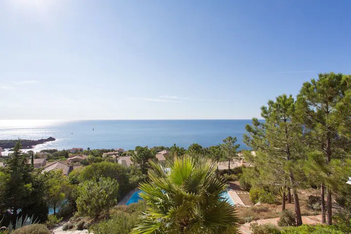 Villa in Le Dramont-Agay-Anthéor-Le Trayas, Saint-Raphaël, France 1 - 13590303