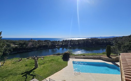 Villa a Le Dramont-Agay-Anthéor-Le Trayas, Saint-Raphaël, Francia 1
