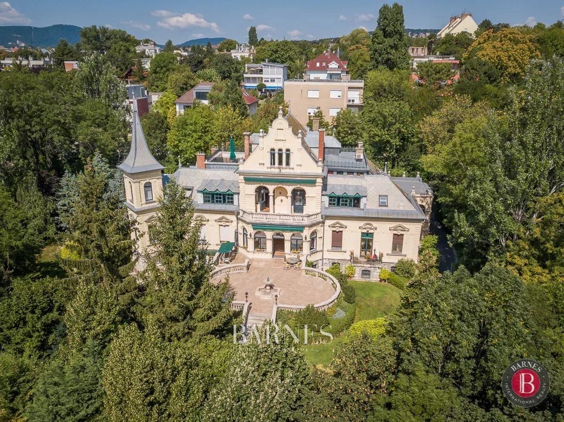 Villa in Budapest, Budapest, Hungary 2 - 15114512