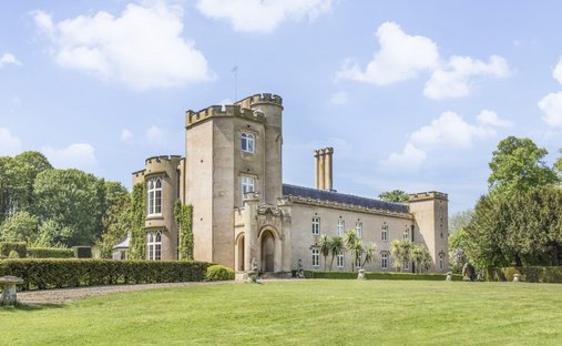 House in Saint Margarets Bay, England 1