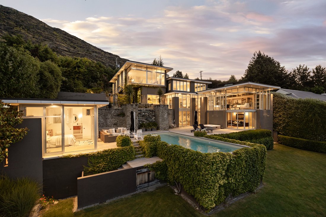 House in Jacks Point, Otago, New Zealand 1 - 15113735
