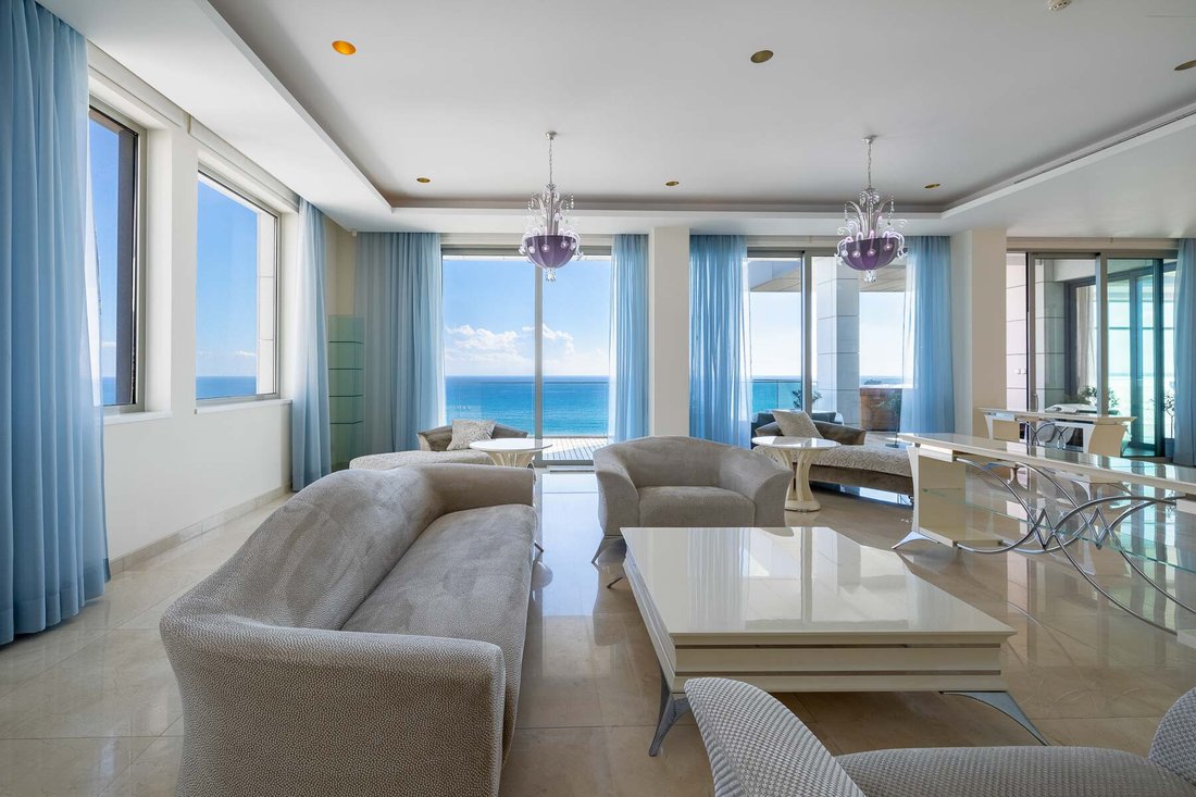 Apartment in Limassol, Limassol, Cyprus 1 - 15115674