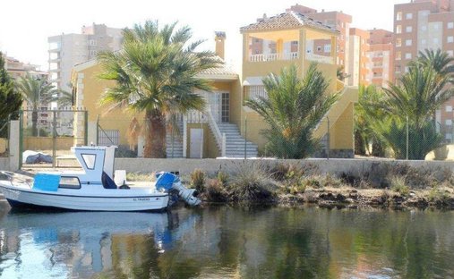 Villa in La Manga del Mar Menor, San Javier, Región de Murcia 1