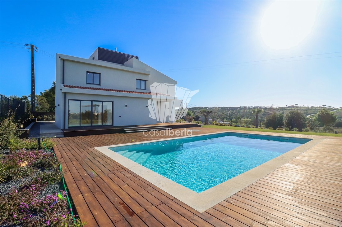 House in Quarteira, Algarve, Portugal 1 - 14184211