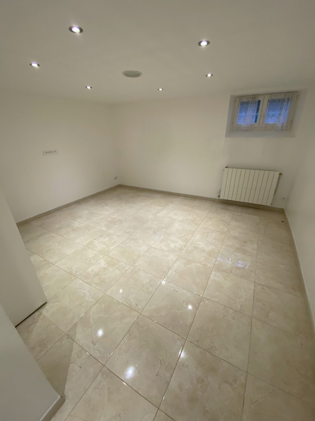 House in Vert Galant, Saint-Ouen-l'Aumone, France 5 - 15104001