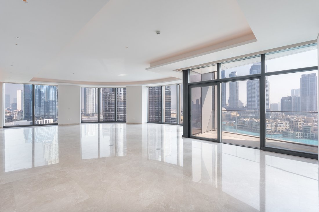 Generated Homepage - solarstarinfo.com - Premium Penthouse Apartment Photovoltaic Array Installation