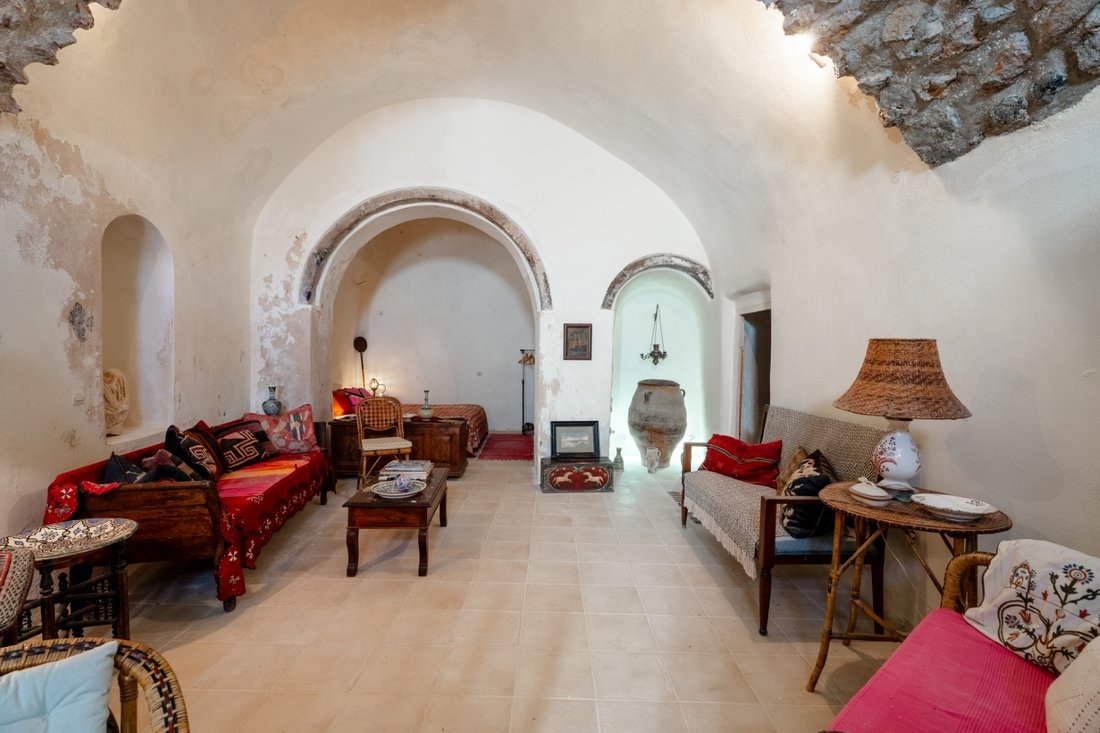House in Thira, Aegean, Greece 3 - 15116053