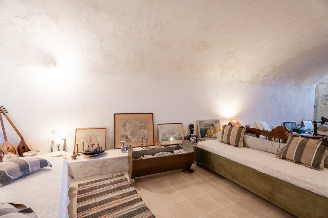 House in Thira, Aegean, Greece 4 - 15116053
