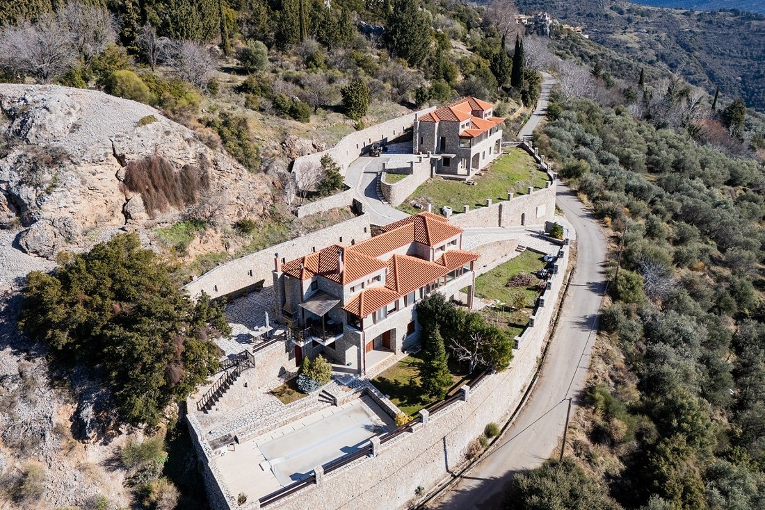 House in Arachova, Thessaly and Central Greece, Greece 1 - 15116081
