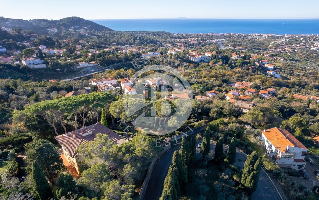 Villa in Historic Center, Livorno, Tuscany 3 - 14958180
