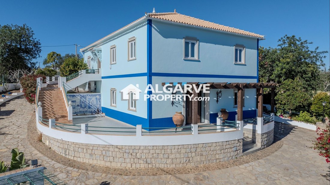 Villa in Loule (Sao Clemente), Algarve, Portugal 1 - 15116606