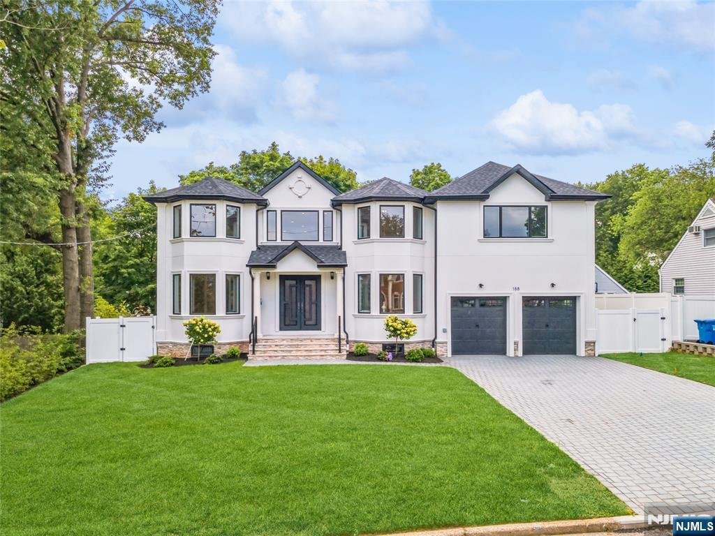 House in Paramus, New Jersey, United States 5 - 15116679