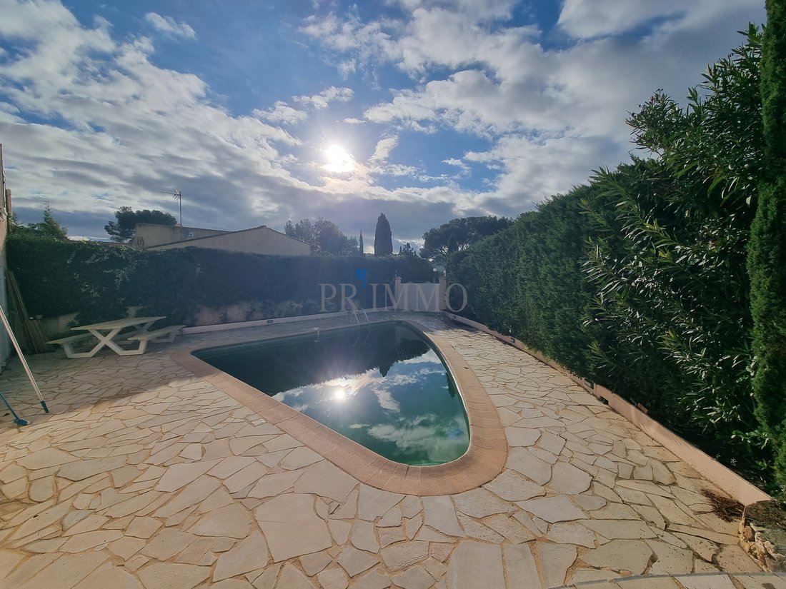 Villa in Les Plaines-Les Tasses, Saint-Raphaël, France 2 - 15113646