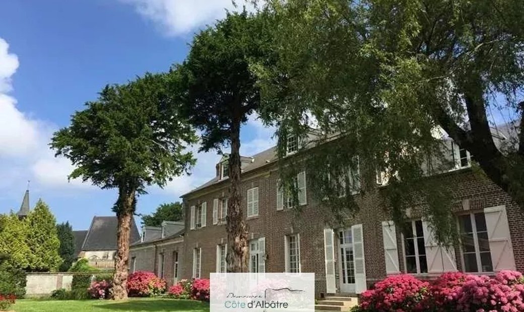 Castle for Sale in Saint-Valery-sur-Somme, Hauts-de-France, France