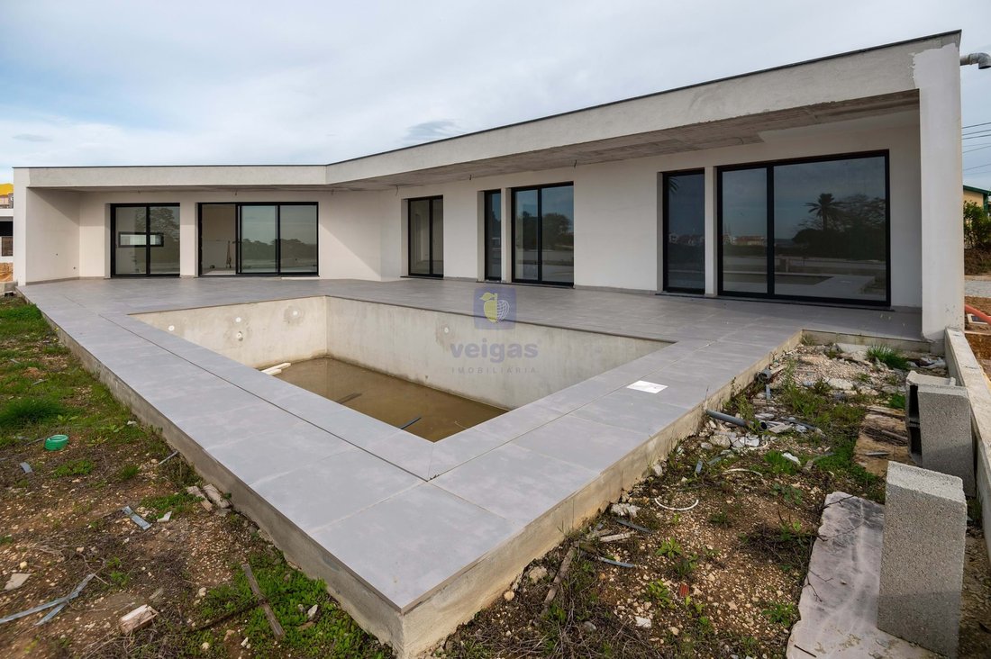 Villa in Nossa Senhora do Populo, Coto e Sao Gregorio, Leiria District, Portugal 5 - 14982709