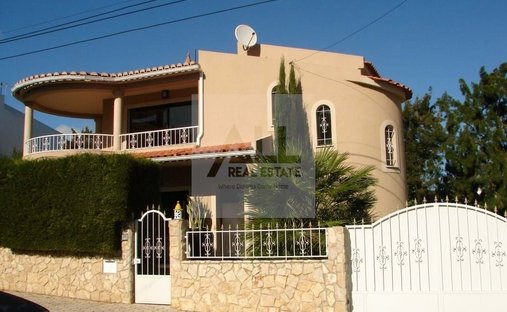 Villa in Sao Goncalo de Lagos, Algarve, Portugal 1