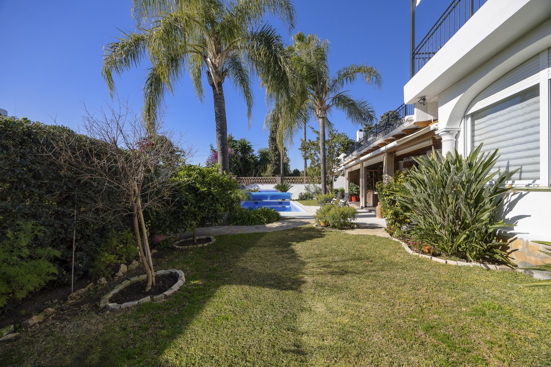 Villa in Marbella, Andalusia, Spain 2 - 15117417