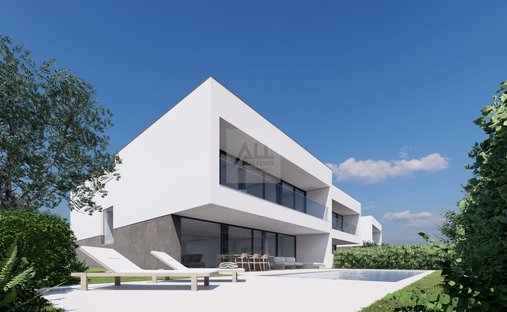Villa in Sao Goncalo de Lagos, Algarve, Portugal 1
