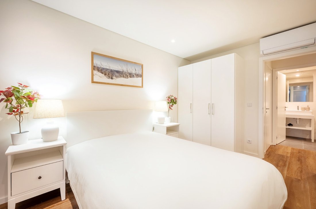 Apartment in Cedofeita, Santo Ildefonso, Se, Miragaia, Sao Nicolau e Vitoria, Porto District, Portugal 4 - 15116595