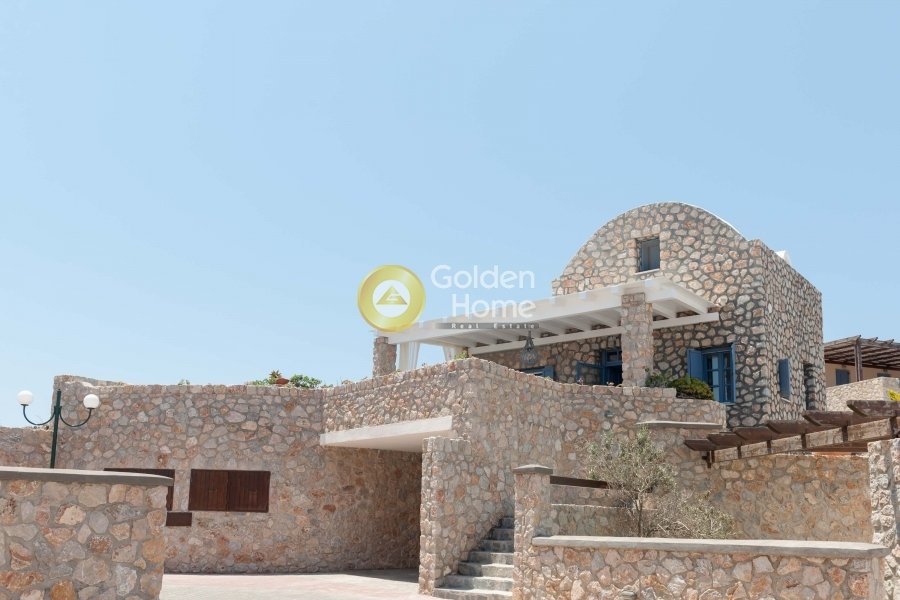 House in Thira, Aegean, Greece 2 - 14370404