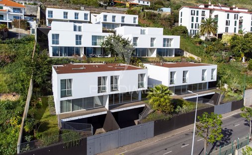 House in Sao Martinho, Madeira, Portugal 1