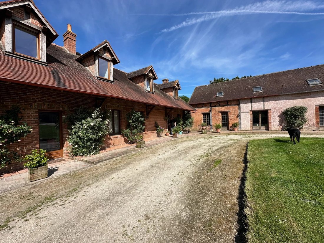 Estate in Villemurlin, Centre-Val de Loire, France 1 - 15118642