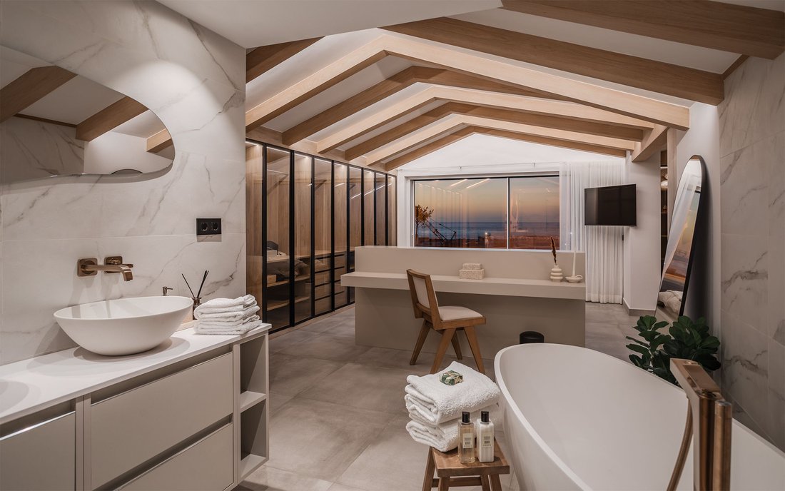 Apartment in Puerto Banus, Marbella, Spain 5 - 15118724