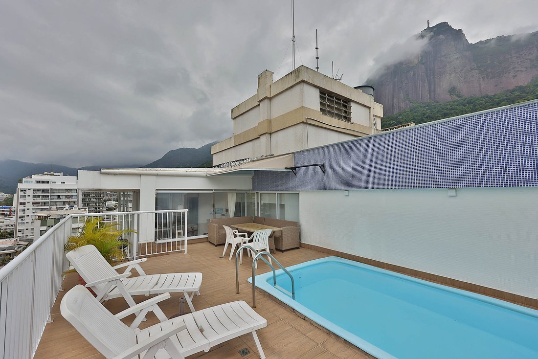 Picture Idea: Single Level Penthouse With In Rio De Janeiro State Of