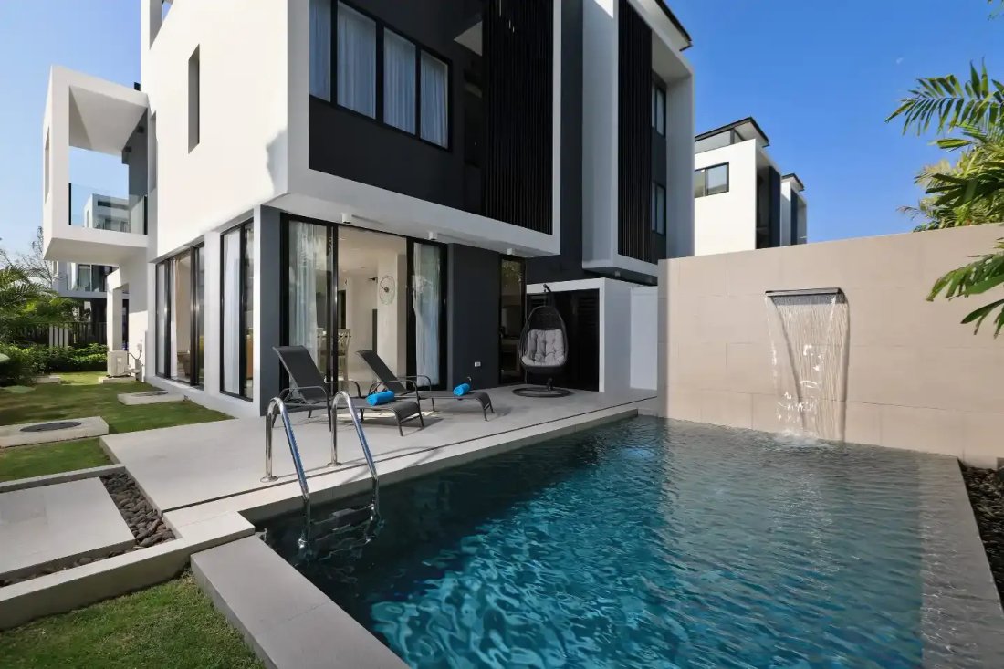 Villa in Choeng Thale, Phuket, Thailand 1 - 15119839