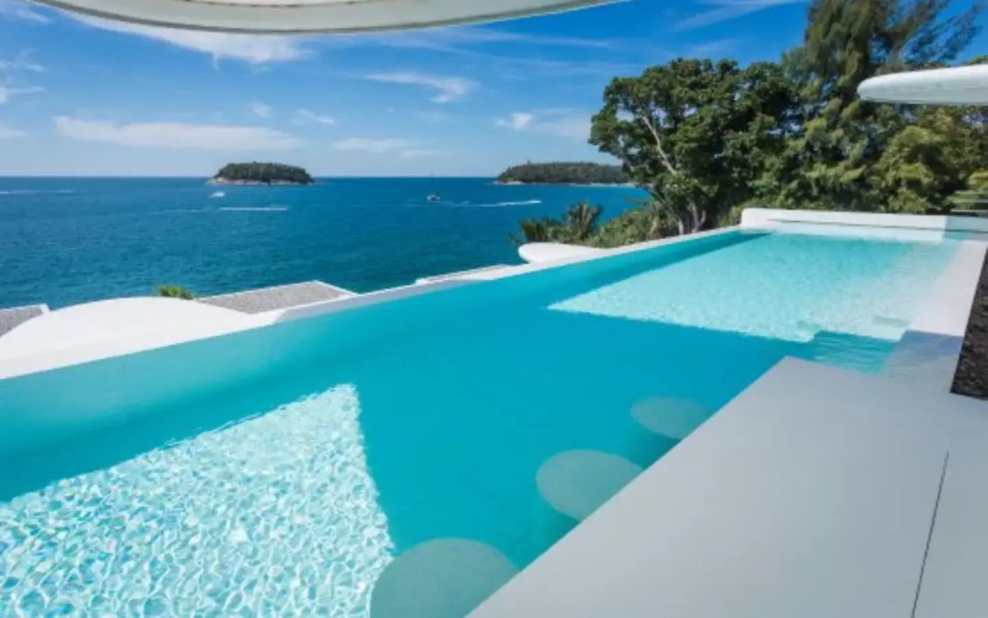 Condo in Karon, Phuket, Thailand 1 - 15120450