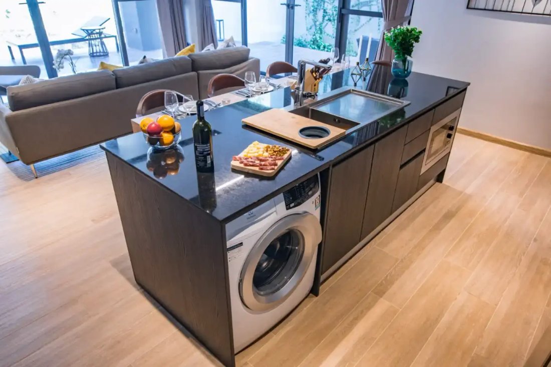 Condo in Choeng Thale, Phuket, Thailand 5 - 15120164