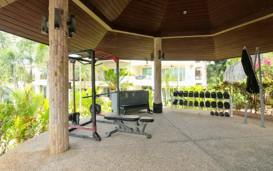 Condo in Choeng Thale, Phuket, Thailand 3 - 15120388