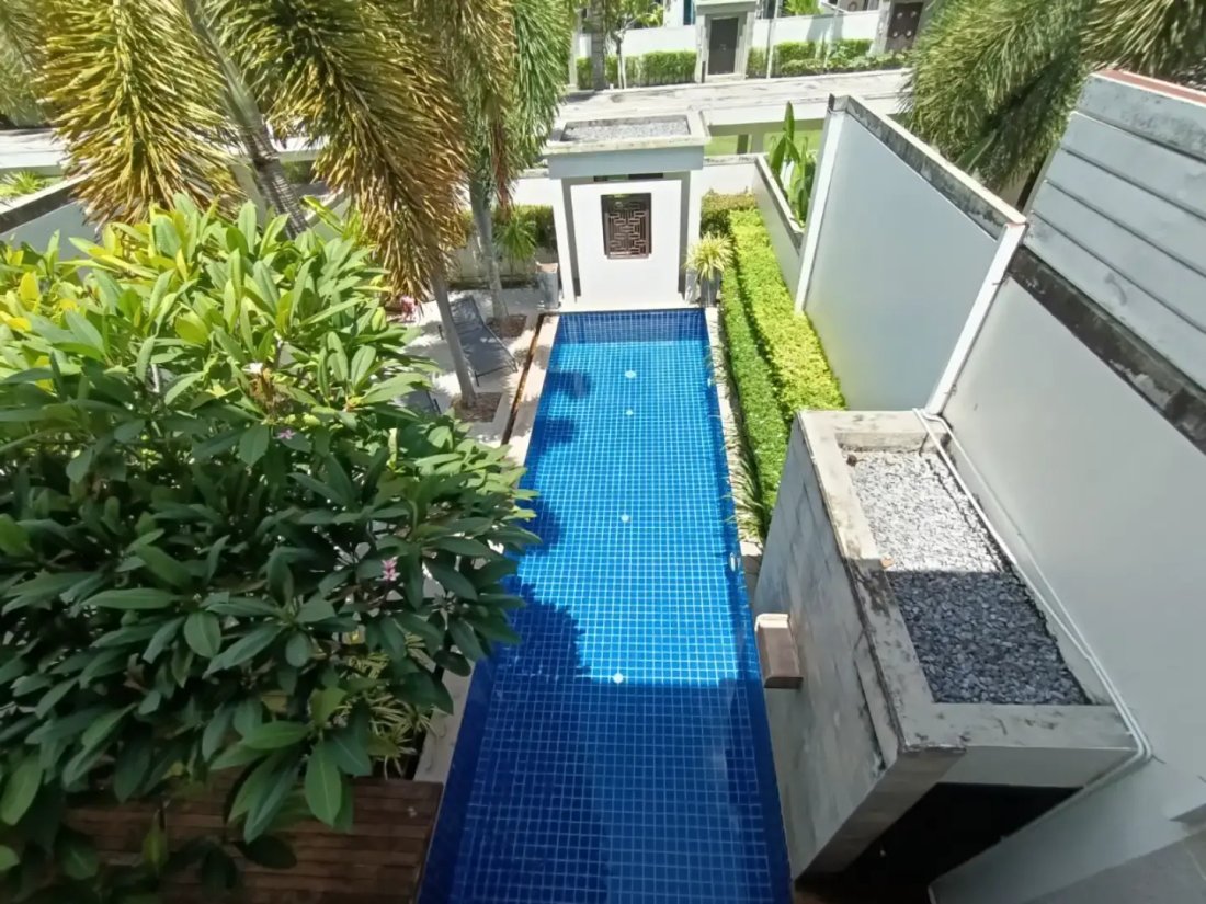Condo in Choeng Thale, Phuket, Thailand 1 - 15120085