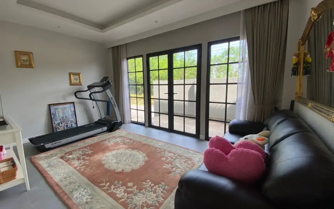 Villa in Choeng Thale, Phuket, Thailand 2 - 15120349