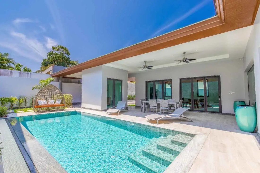 Villa in Choeng Thale, Phuket, Thailand 1 - 15119994