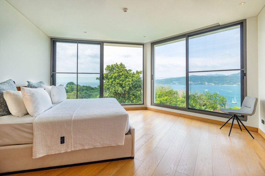 Condo in Pa Tong, Phuket, Thailand 2 - 15120695